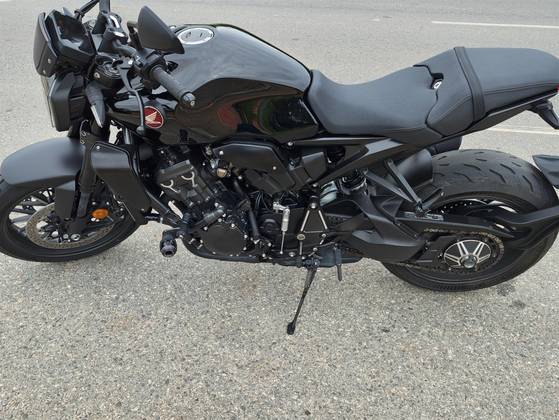 HONDA CB 1000R BLACK EDITION ABS 